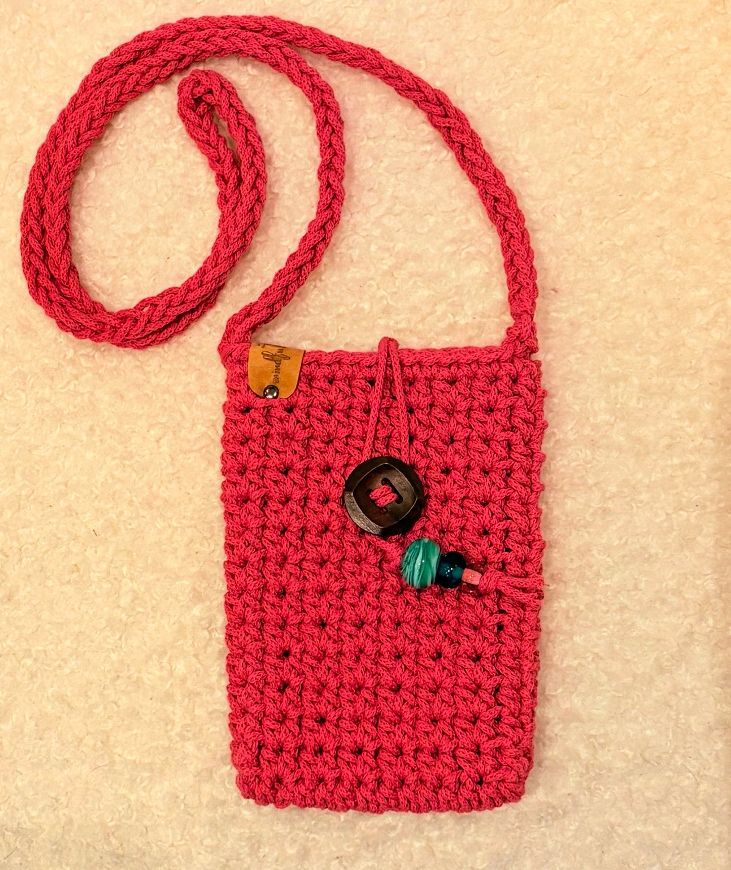 Handgehäkelte Handytasche in Pink mit Trageband